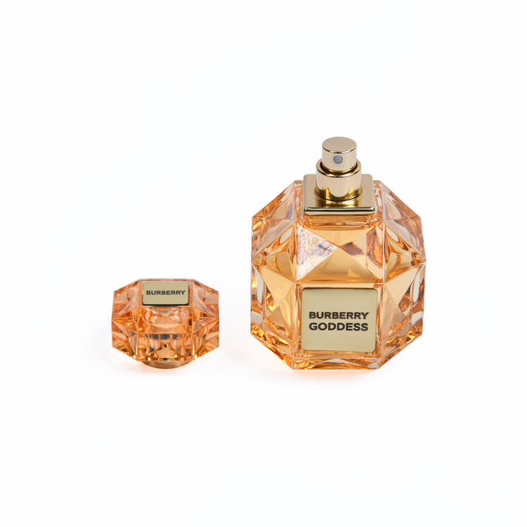 عطر ادکلن باربری گادس جانویسلو
